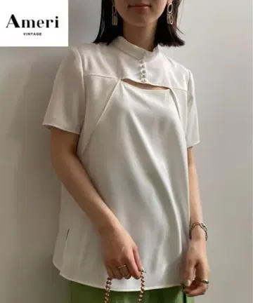 MEDI CONSTRUCTIVE BLOUSE 화이트