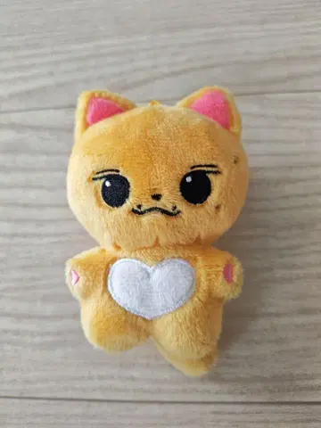 세븐틴 JUN 고양이 봉제 인형 새상품급!