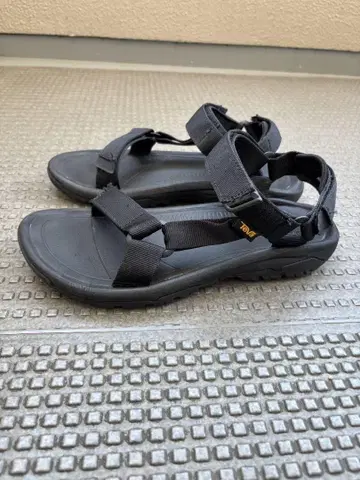 teva hurricane 테바 허리케인 27cm