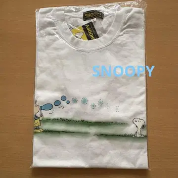 PEANUTS 티셔츠