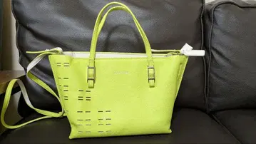 Calvin Klein 백