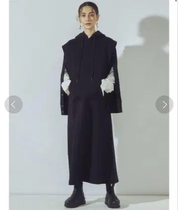 DESIGN SLEEVE SWEAT OP 블랙 36 사이즈