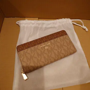 MICHAEL KORS 장지갑 베이지/브라운 수납 가방 포함