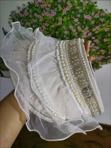 화이트 프릴 펄 햇