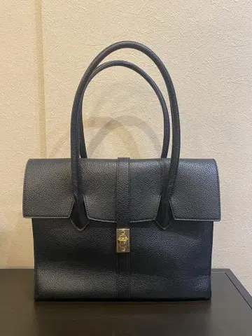 GUSCIO 골드 라벨 엘레강스 토트백 PC/A4 대응