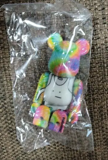 베어브릭 야바이 티셔츠 가게 컬러풀 타이다이 미개봉 약 7cm