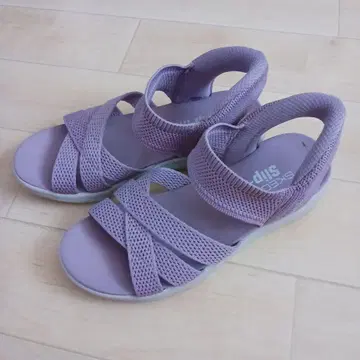 Skechers 슬립 인 샌들