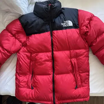THE NORTH FACE 다운 자켓 레드/블랙 눕시