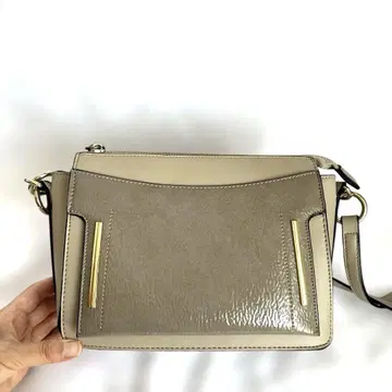 le.coeur blanc 새상품급 그레이 숄더백
