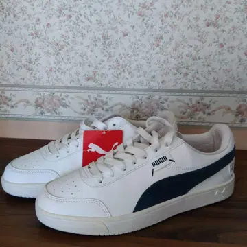 [미사용 새상품] Puma 스쿠데리아 페라리 한정판 모델 27.5cm