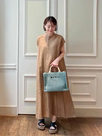 슬리브리스 셔츠 원피스 브라운