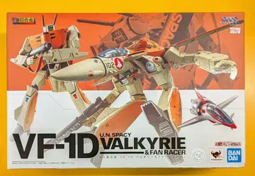 반다이 스피리츠 DX 초합금 VF-1D 발키리 & 팬 레이서