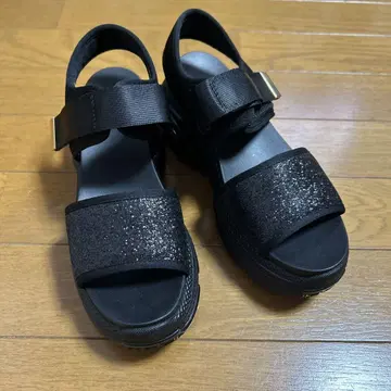 새상품 미사용 ABC 셀렉 통굽 샌들 신발 S 사이즈 블랙 키라키라 라메