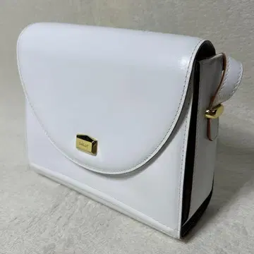 BALLY 발리 포멀 숄더백 화이트 금장 장식