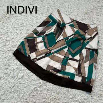 INDIVI 인디비 기하학 프린트 플레어 스커트 L 일본제 1476