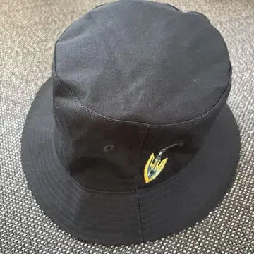 새상품급 죠죠의 기묘한 모험 리버서블 버킷햇 모자 그라니프