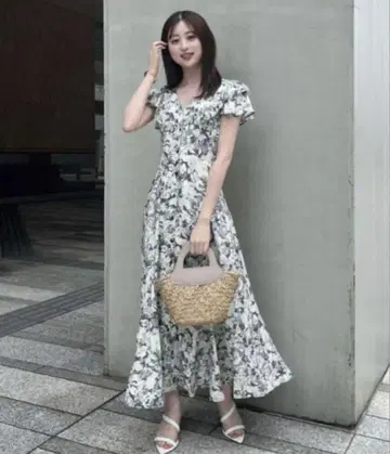 리엔다 더블 플레어 슬리브 OP 원피스 마이 스트라다 자스구라 리테