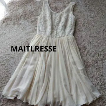 MAITLRESSE 아이보리 자수 플레어 드레스 원피스 결혼식