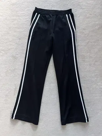 MONCLER 몽클레어 저지 사이드 라인 LITMUS