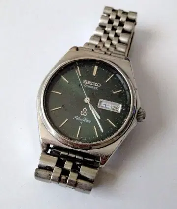 세이코 SEIKO 실버 웨이브 다크 그린 배터리 새상품