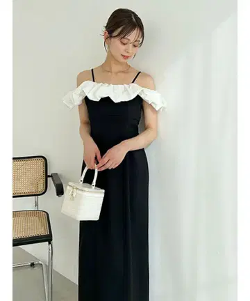 snidel 퍼프 슬리브 원피스