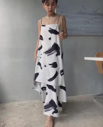 AMERIVINTAGE MEDI INK LAYERED DRESS