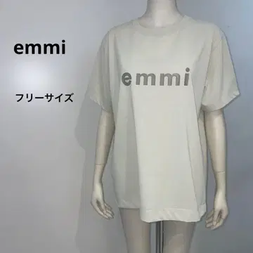 새상품급 에미 emmi 로고 티셔츠 라임 반팔 F