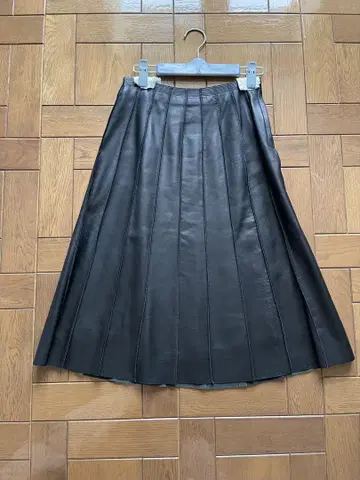 ANNE KLEIN 블랙 플리츠 스커트