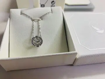새상품 스와로브스키 스파클링 댄스 목걸이