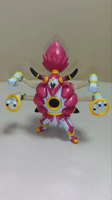 포켓몬스터 몬코레 후파 때를 기다리는 모습