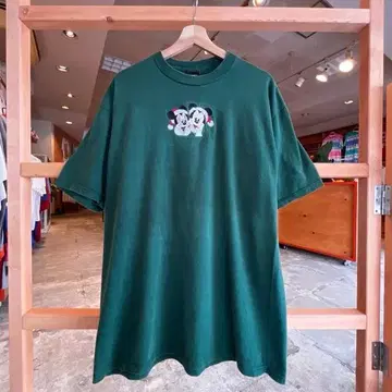 90's 미국제 디즈니 미키 산타 크리스마스 자수 티셔츠