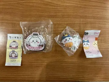 쿠라스시 비쿠라폰 치이카와 마그넷 2종 하치와레 키링 세트