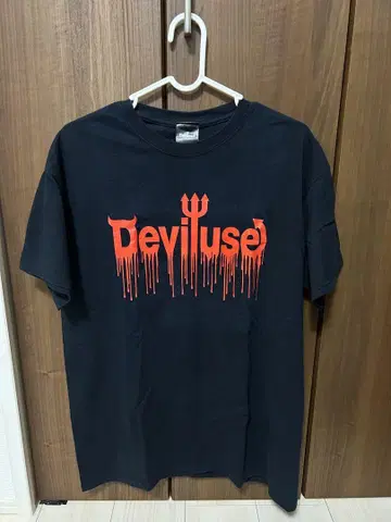 Deviluse 티셔츠 M 사이즈