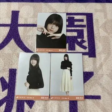 노기자카46 브로마이드 토미사토 리나 장미 모티브 컴프