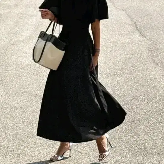 【SUNBURN PROJECT】Asymmetric Midi Skirt★韓国人気★追跡付 Asymmetric Midi Skirt, BLACK - sunburnproject