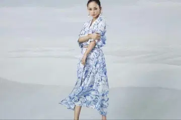 H&M 아무로 나미에 콜라보 꽃무늬 롱 원피스 파랑
