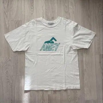 새상품급 Americana 아메리카나 티셔츠