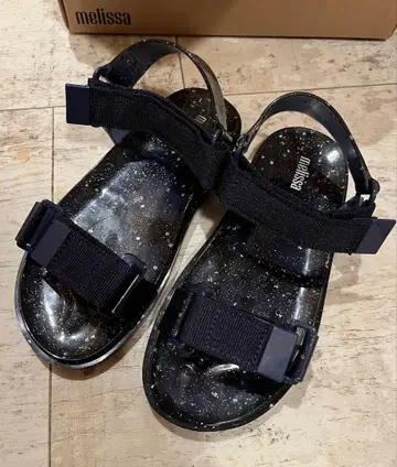 새상품 melissa 샌들 22.5