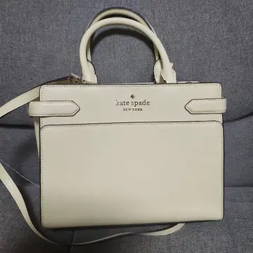 kate spade 크림색 숄더백