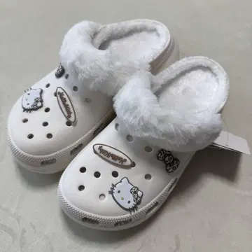 헬로키티 보아 샌들 표범 무늬