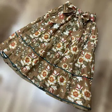 muller of yoshio kubo 스커트 38 M 꽃무늬 리본