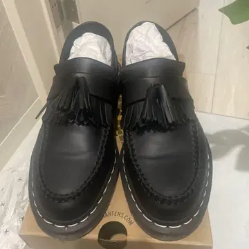 Dr. Martens ADRIAN