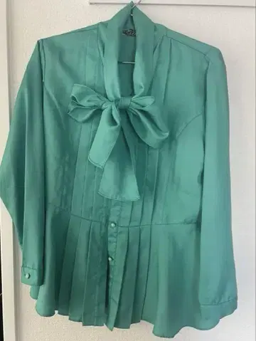 litmus vintage 블라우스