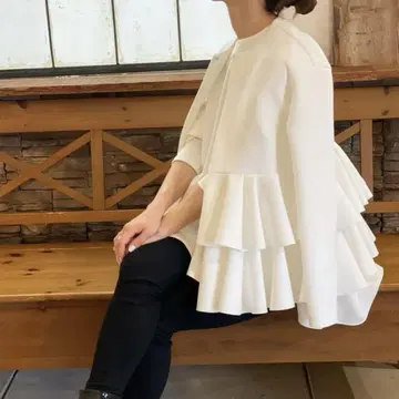 프릴 자켓 트루 바이 마리코 오이카와