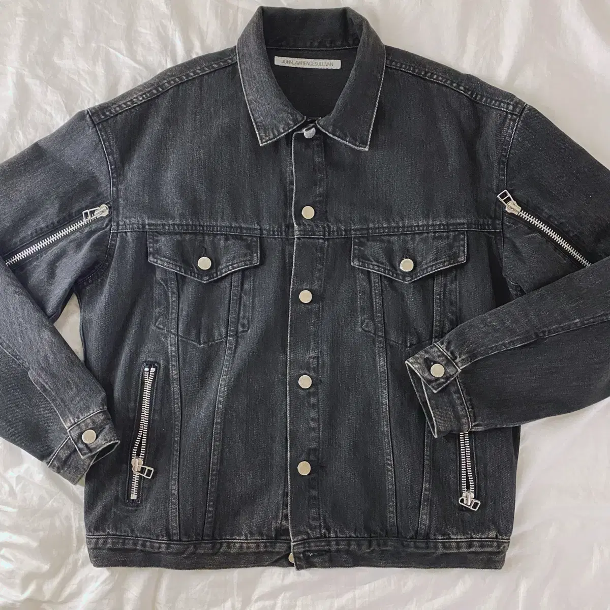JOHNLAWRENCESULLIVAN別注WASHEDDENIMCUTOFF Womens washed denim slitted pants