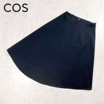 새상품급 COS 비대칭 스커트 빅 사이즈 블랙 사이즈 44*CD301