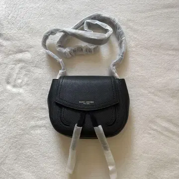 MARC JACOBS 블랙 숄더백