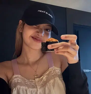 새상품 LISA ALTER EGO SPEEDI BALLCAP 모자