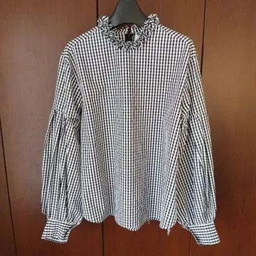 [ 새상품급 25SS ] MARILYN MOON 블라우스