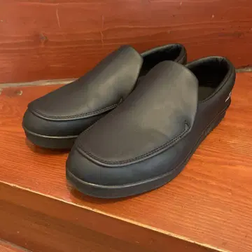 문스타 810s 로퍼 블랙 24cm